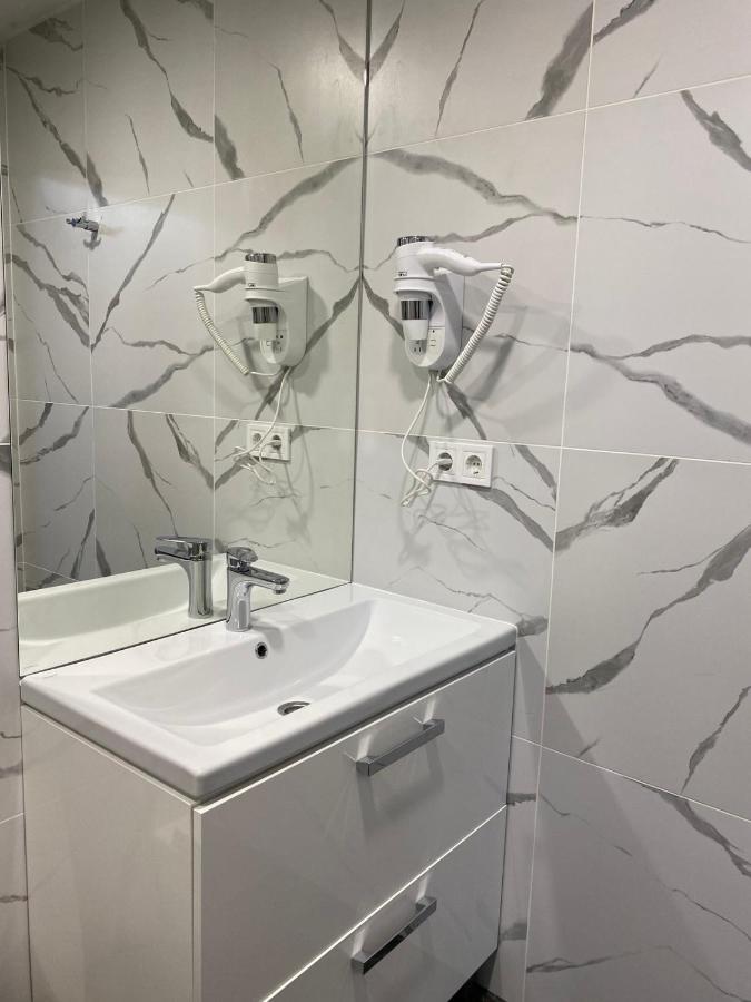 Prestige Apartments Berezinka Dnipro Eksteriør bilde